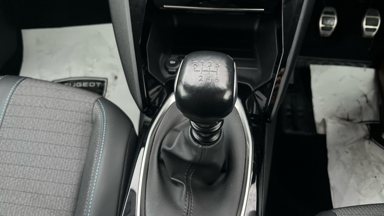 Peugeot 208 1.2 PureTech 100 Allure Premium + 5dr Petrol Hatchback